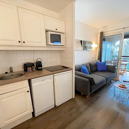Apartamento Vue Sur Le Golf De - Parking Et Piscine Deauville
