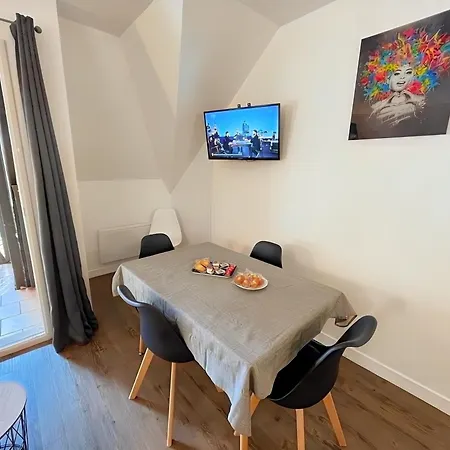 Vue Sur Le Golf De - Parking Et Piscine Apartamento *